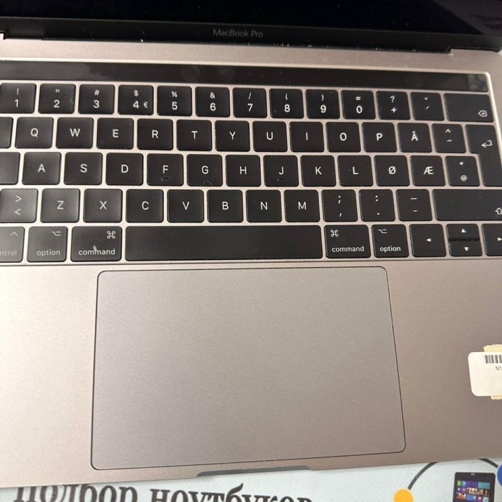 MacBook Pro 13 2017 A1706 TOUCH BAR CORE I5 3.1gh/