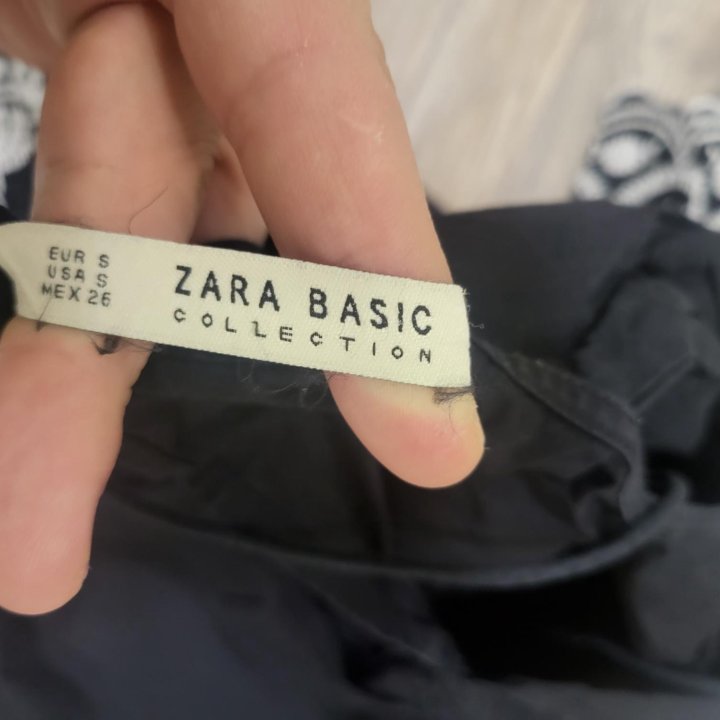 Платье Zara размер S