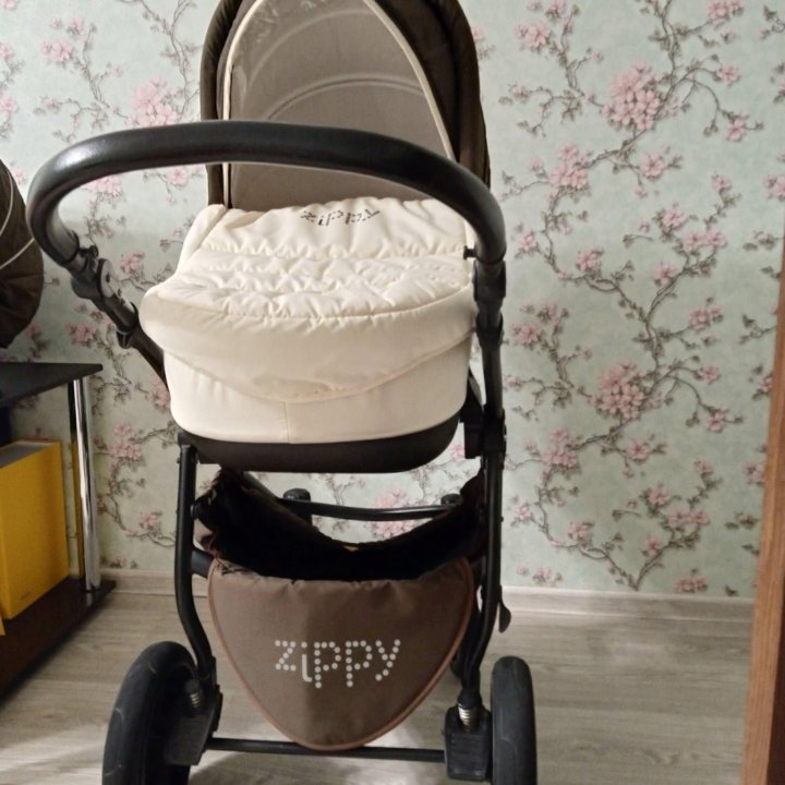 Tutis Zippy 3 в 1