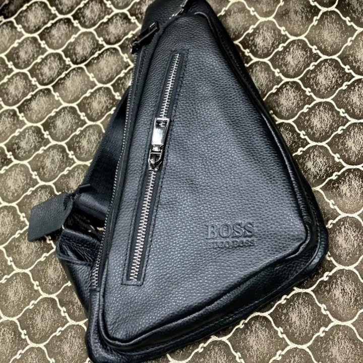 Поясные сумки Boss