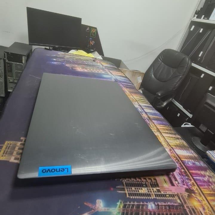 Игровой ноутбук Lenovo i5-9300H 16gb GTX1050 3gb