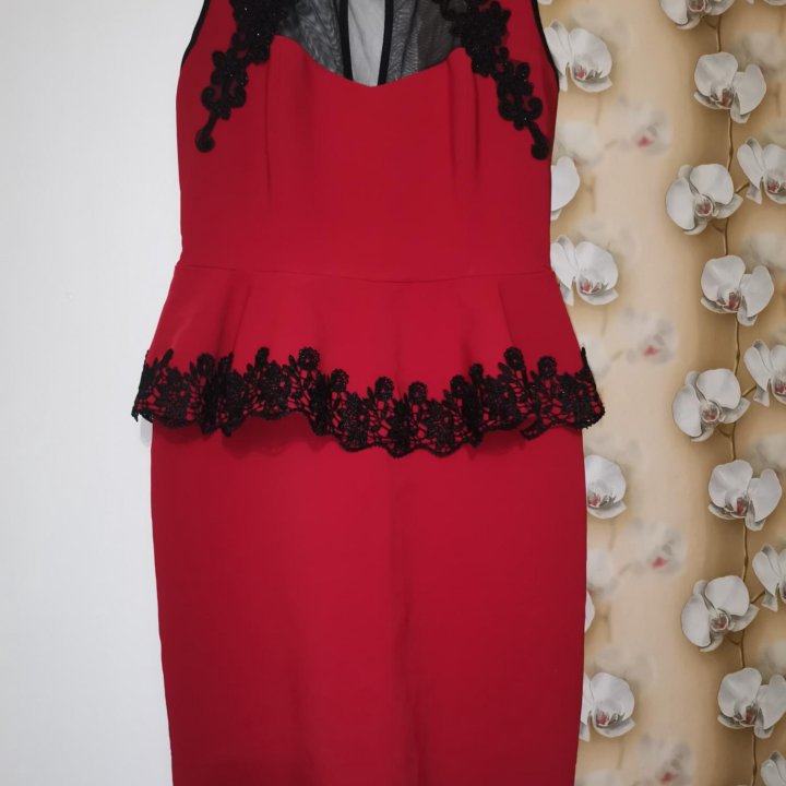 Платье вечернее