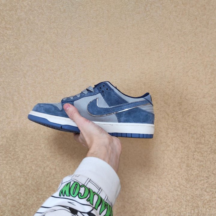 Кроссовки Nike Dunk