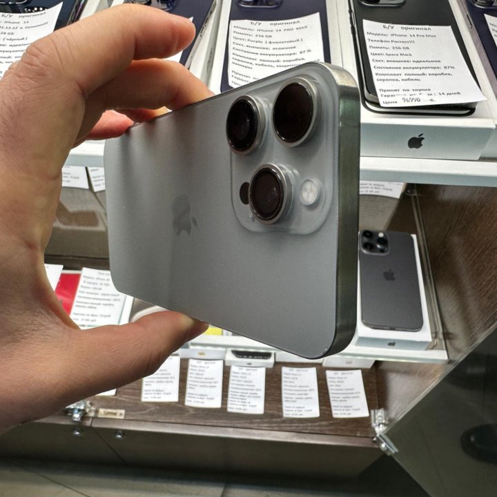 iPhone XR 128gb в корпусе 15 PRO