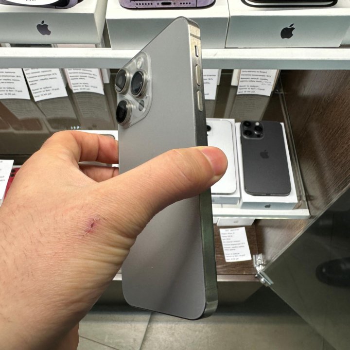 iPhone XR 128gb в корпусе 15 PRO