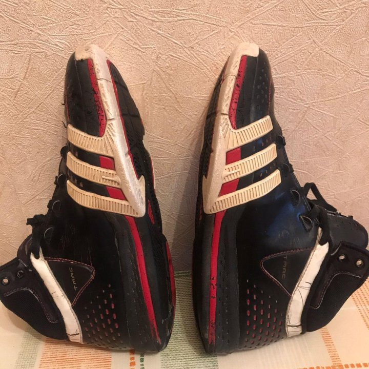 Кроссовки Adidas TS Creator