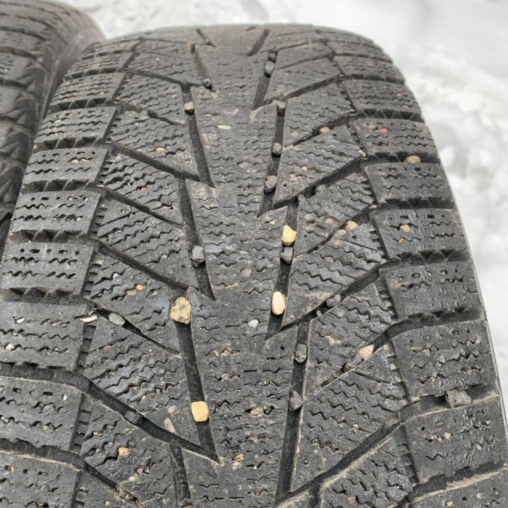 Шины 205/60R16