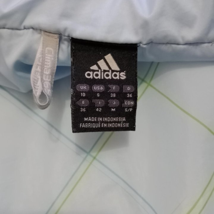 Куртка женская Adidas осенняя