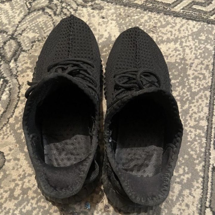 Кроссовки Adidas yeezy boost 350