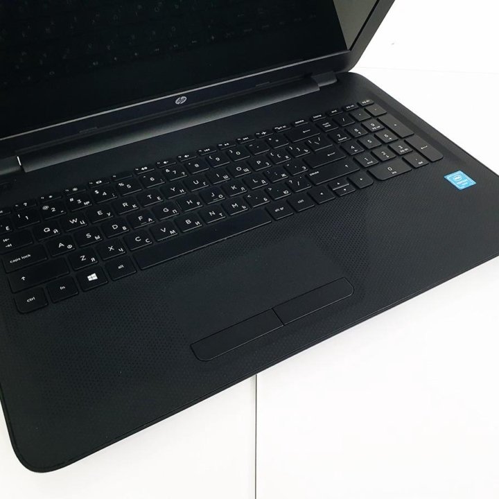 Свежий ноутбук HP 15(intel Pentium N3700 4x2.4Ghz)