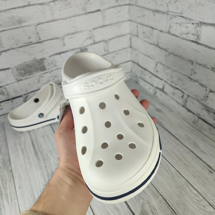 CROCS