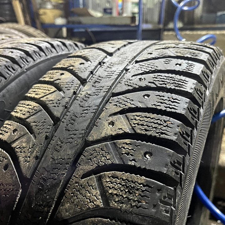 Зима Вridgеstonе Iсе Сruisеr 7000 195/55 R15 85T