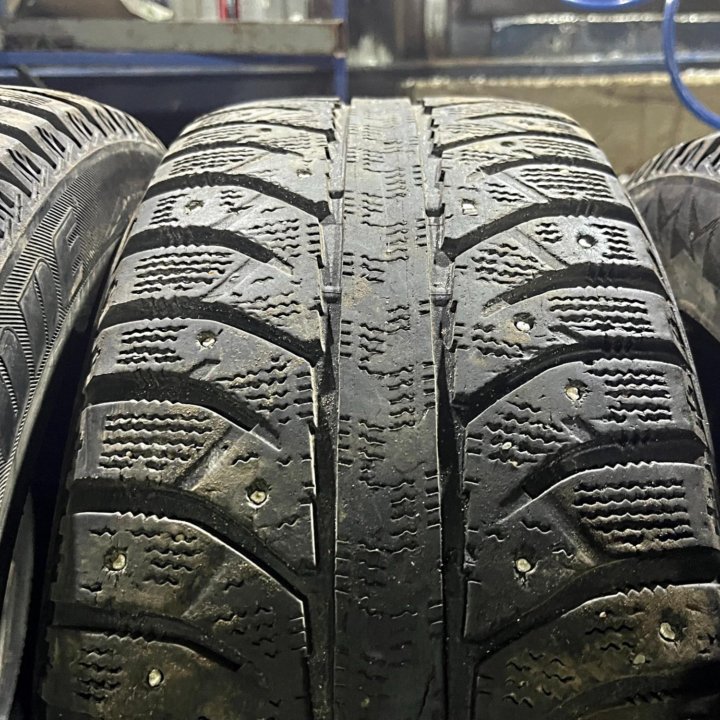 Зима Вridgеstonе Iсе Сruisеr 7000 195/55 R15 85T