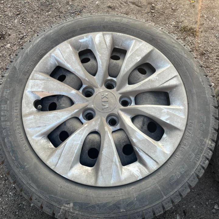 Оригинальные Стальные Диски R16 Kia 5x114.3 D67.1