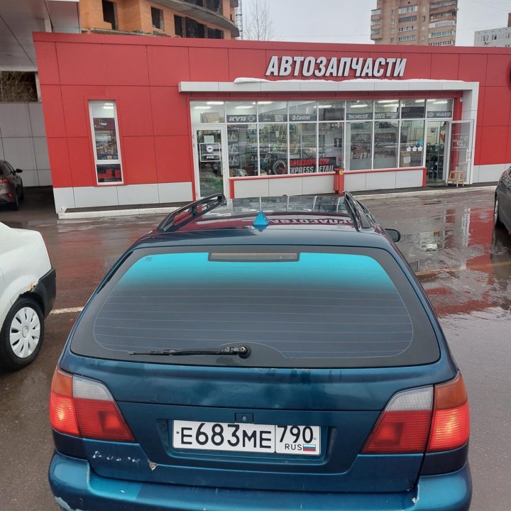 Nissan Primera, 2000