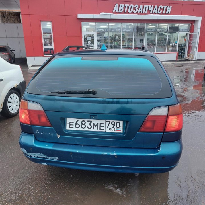 Nissan Primera, 2000