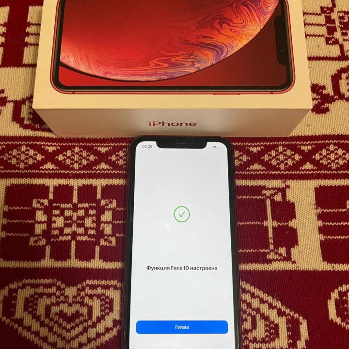 iPhone XR 128 Red