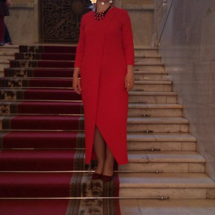 Платье женское вечернее 48 размер