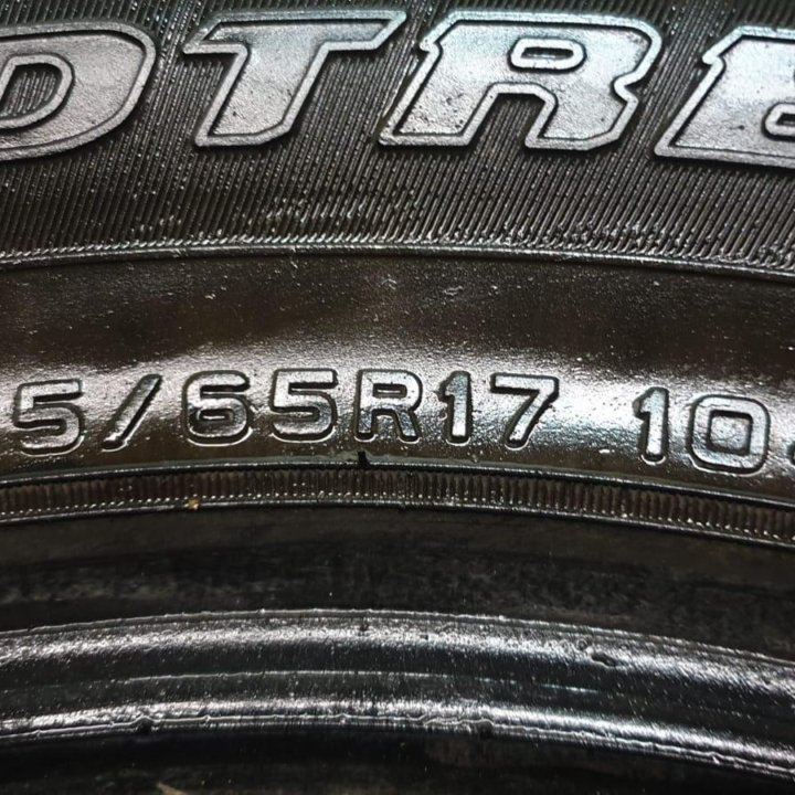 235/65 R17 Dunlop Grandtrek SJ6 1 шт