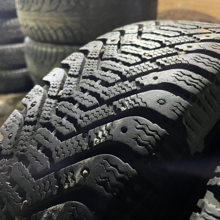 Зима Goodyear UltraGrip 500 185/65 R15 88T