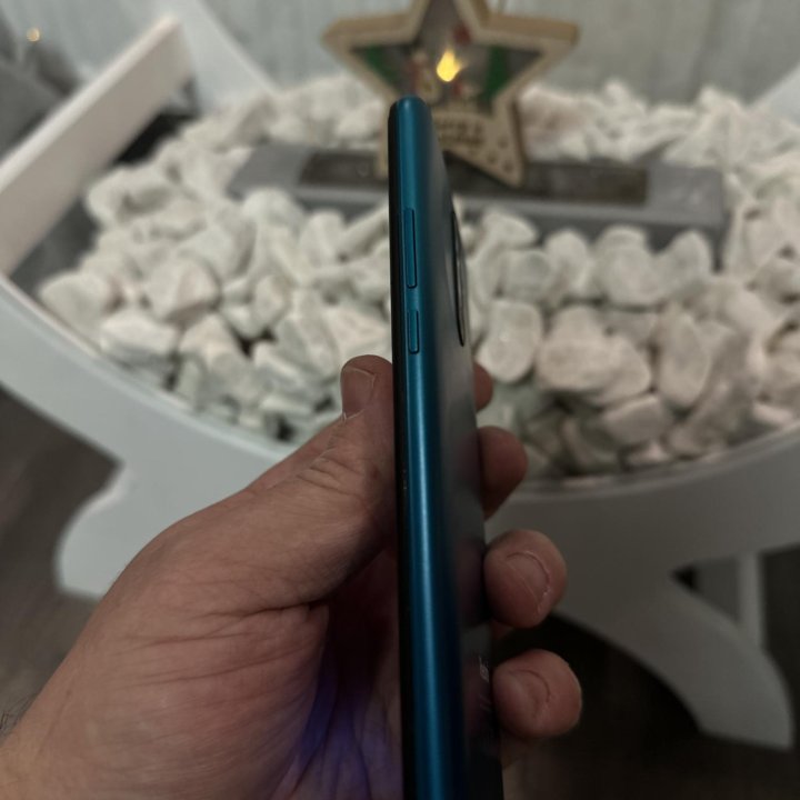 Продам Xiaomi Redmi 9 4/64Gb Green