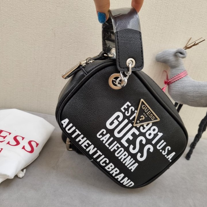 Сумка Guess crossbody новая кирпичик