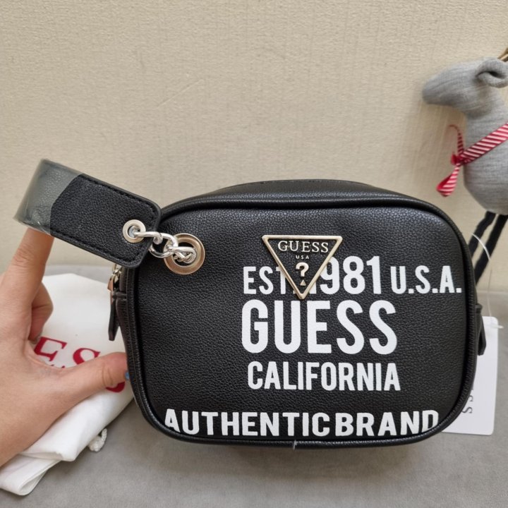 Сумка Guess crossbody новая кирпичик