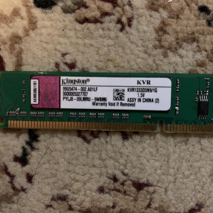 Оперативная память Kingston KVR1333D3N9/1G, DDR3