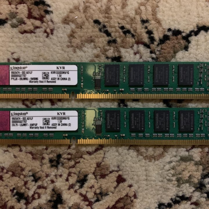 Оперативная память Kingston KVR1333D3N9/1G, DDR3