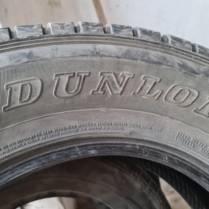 2 колеса Dunlop для джипа