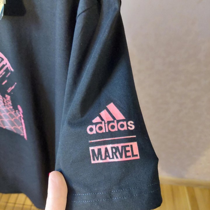 Мужская футболка Adidas