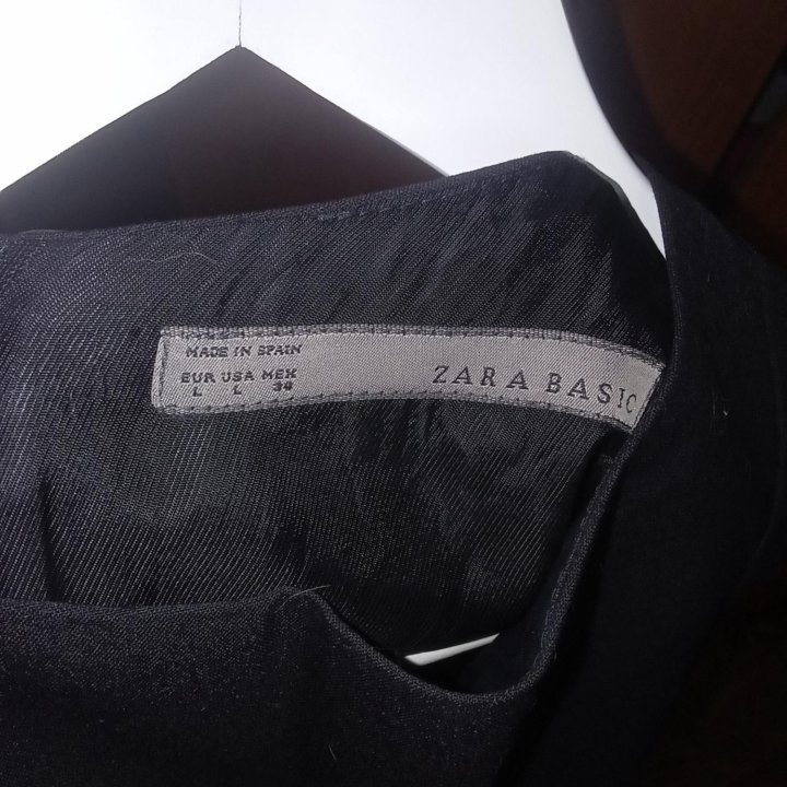 Платье Zara L(рос. 46)