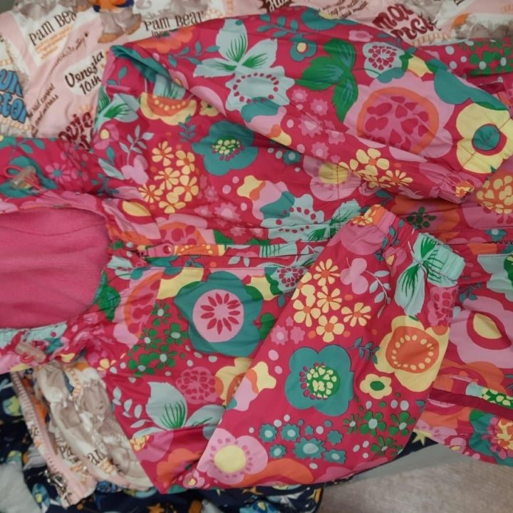 куртки на девочку 86,92размер