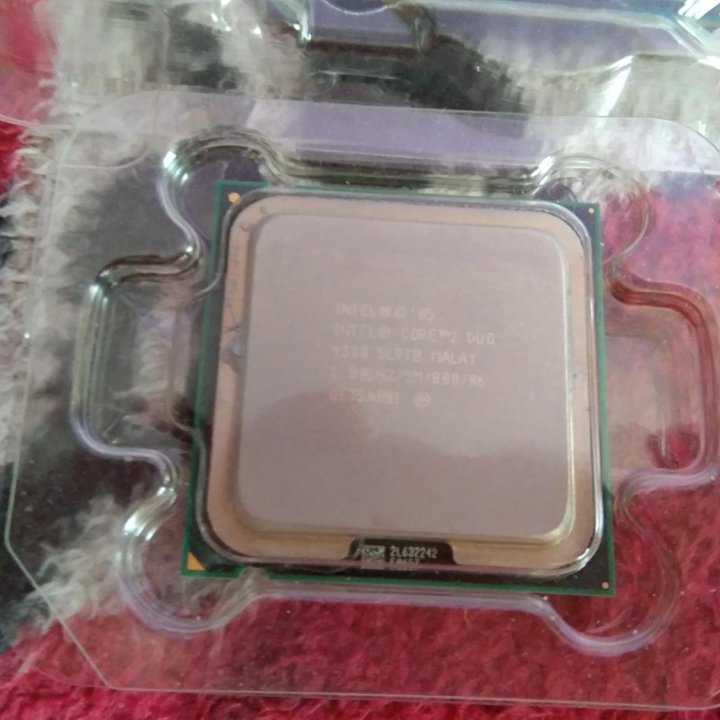 Процессор Intel Core2 Duo E4300