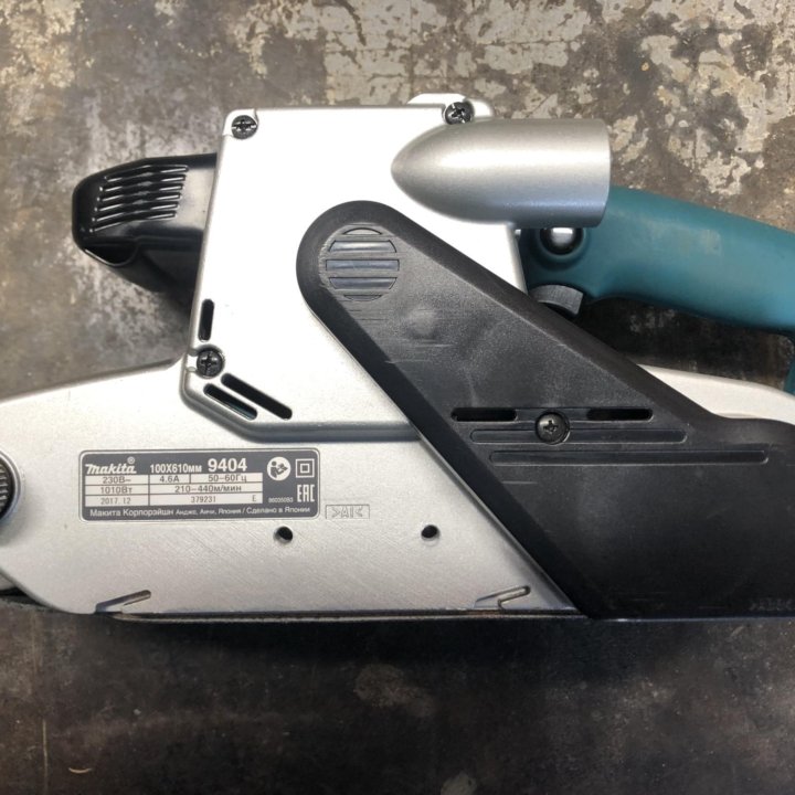 Ленточная шлифмашина Makita 9404