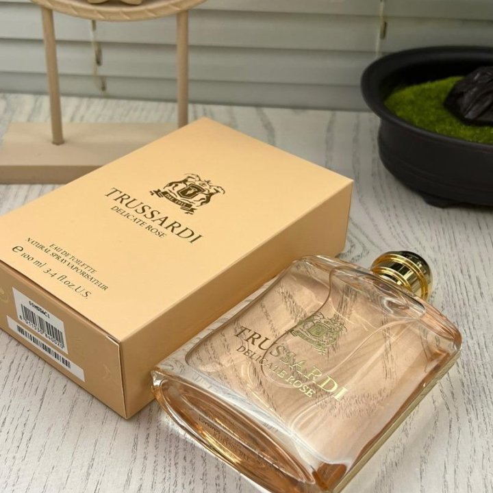 Trussardi Delicate Rose 100 ml. духи парфюм