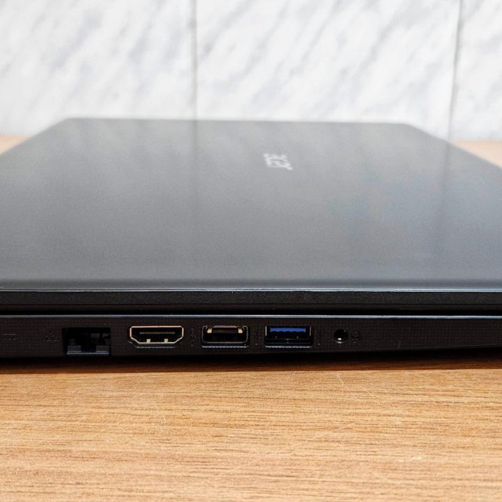 Ноутбук Acer 17.3 дюйма IPS i5 DDR4 20gb SSD 512gb
