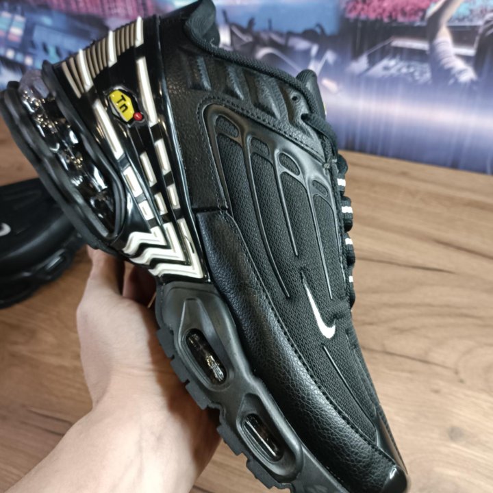 Кроссовки мужские Nike air max Tn plus зима