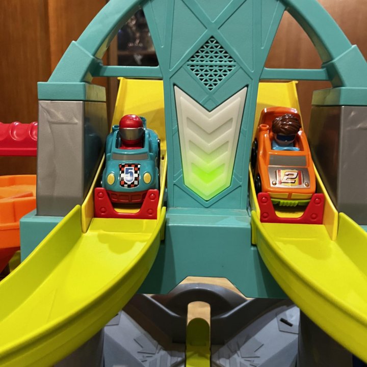 Трек. Горка Fisher Price