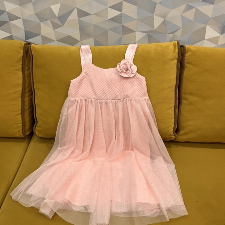 Нарядное детское платье H&M