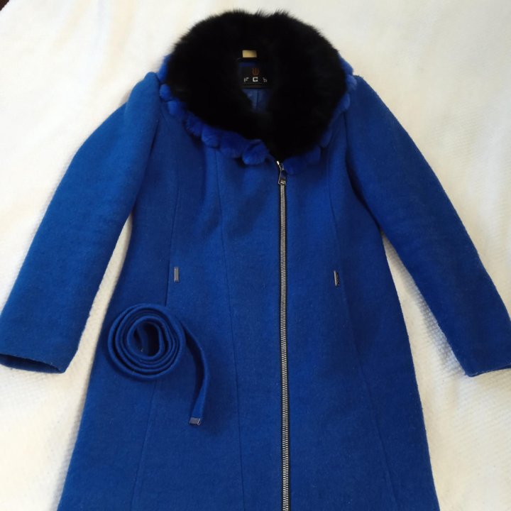 Пальто зимнее