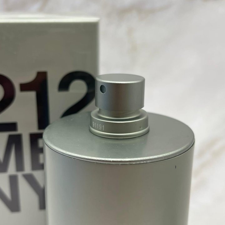 Carolina Herrera 212 MEN NYC 100 ml. духи парфюм