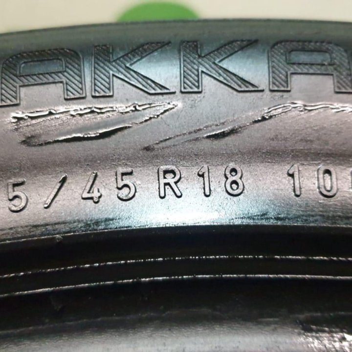 245/45 R18 Nokian Hakkapeliitta R2 3 шт