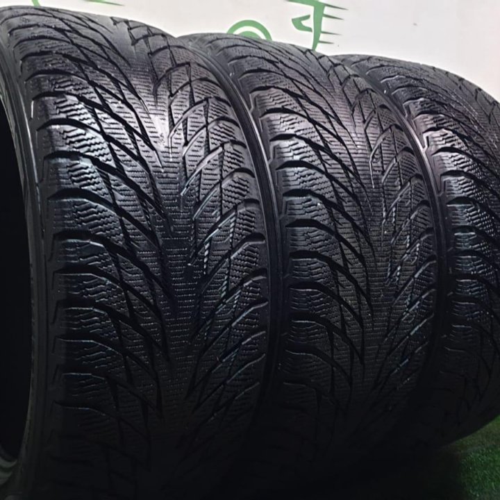 245/45 R18 Nokian Hakkapeliitta R2 3 шт