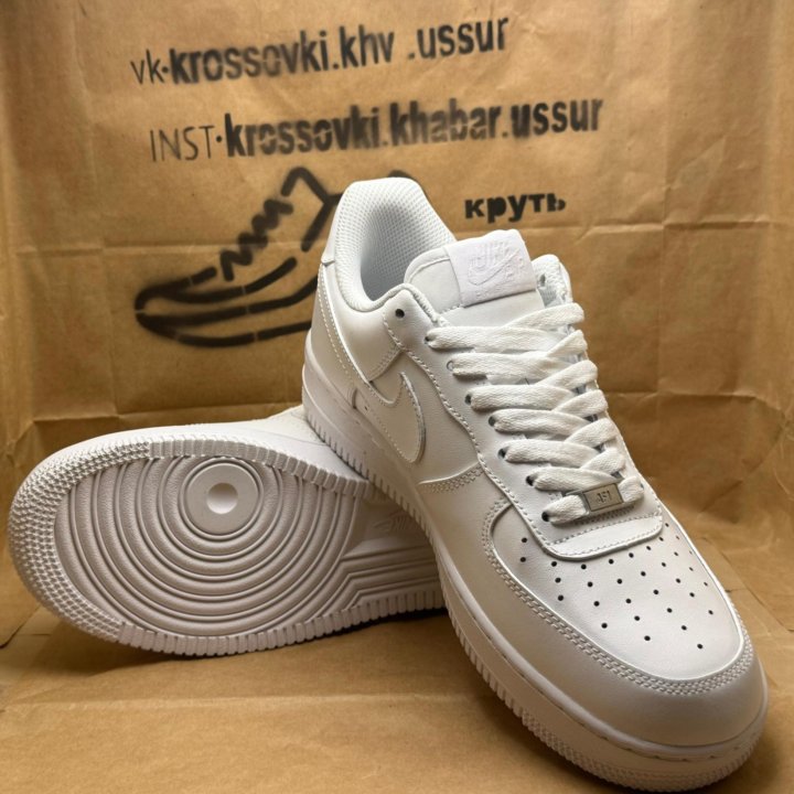 Кроссовки NIKE Air Force