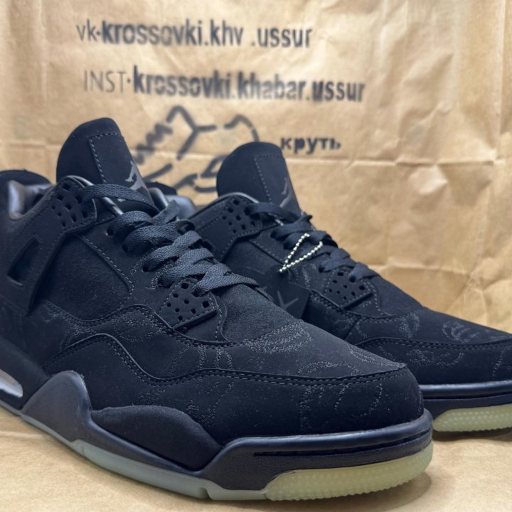 Кроссовки KAWS x Air Jordan 4 Retro Black