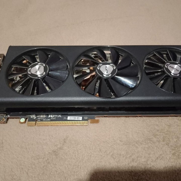 RX5700xt XFX 8gb gDDR6 3x