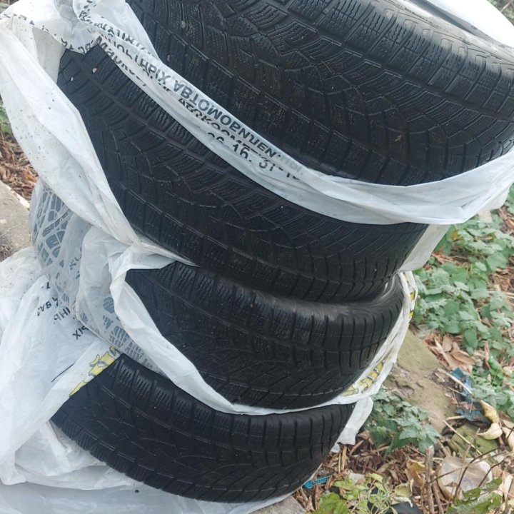 Goodyear Cargo Ultra Grip 225/60 R17