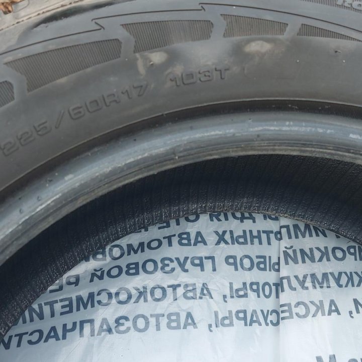 Goodyear Cargo Ultra Grip 225/60 R17