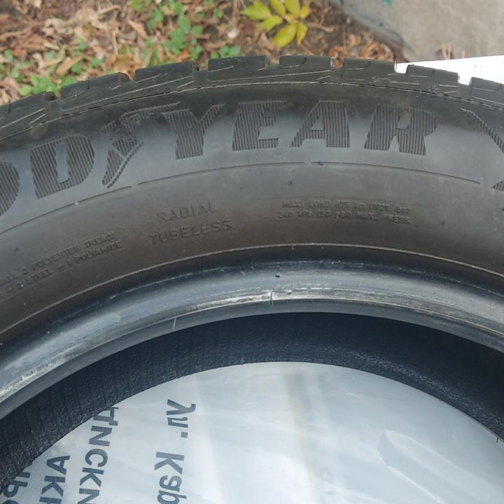 Goodyear Cargo Ultra Grip 225/60 R17